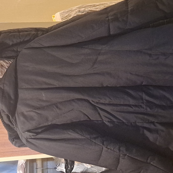 Used black long quilted coat - Picture 4 of 5